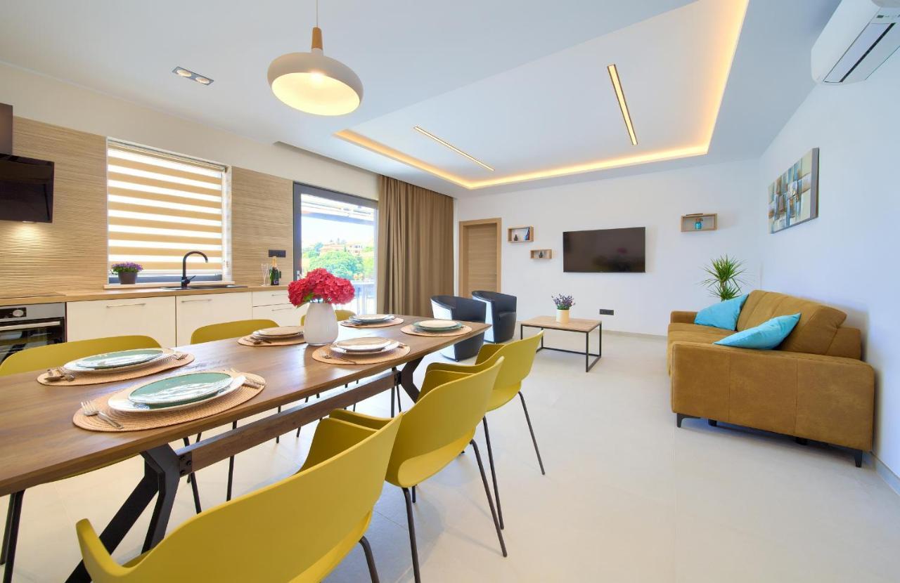 Unique Apartment With Private Pool Krk Town Extérieur photo