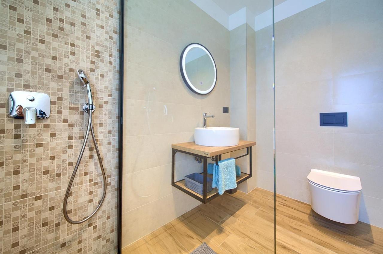 Unique Apartment With Private Pool Krk Town Extérieur photo